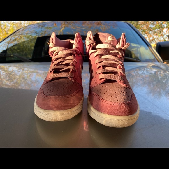 SOLD - Picture 2 of 3